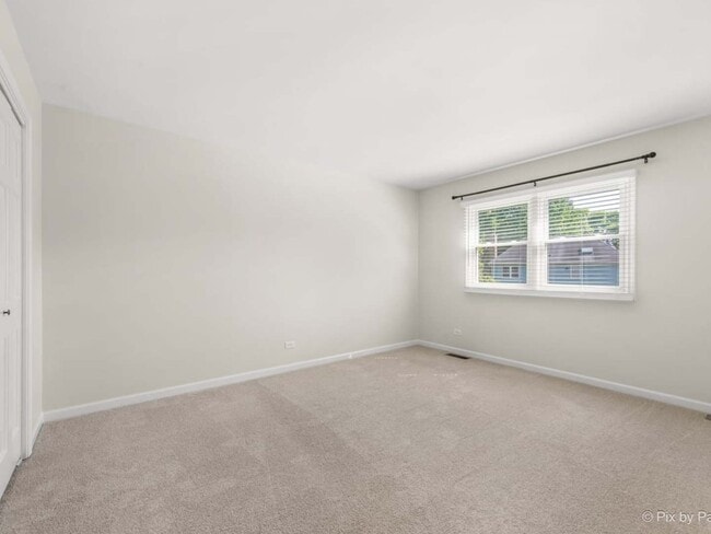 Building Photo - 1412 Rolling Grove Ct
