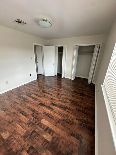 Building Photo - 116 Southfield Pkwy