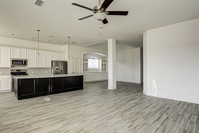 Building Photo - 9311 Mont Ellie Ln