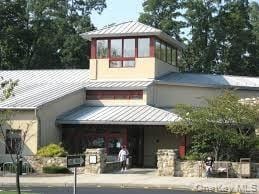Building Photo - 133 Doxbury Ln