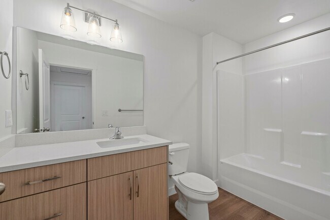 Building Photo - 904 S 850 W