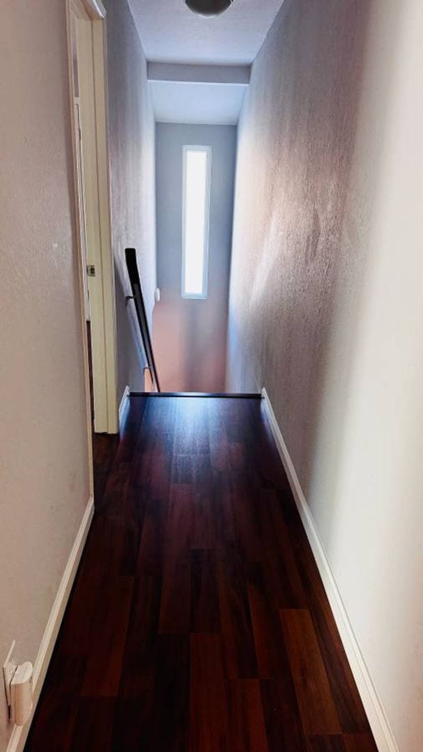 Building Photo - Charming 3BR/1.5BA Townhouse in Pleasanton...