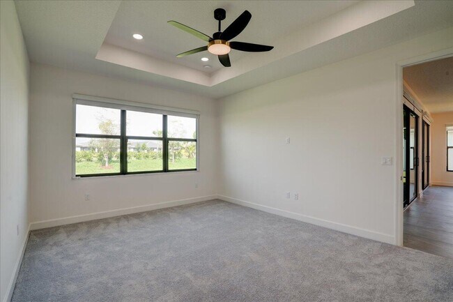 Building Photo - 12474 SW La Costa St