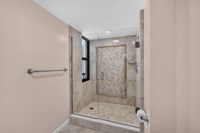 Building Photo - 4000 N Ocean Dr