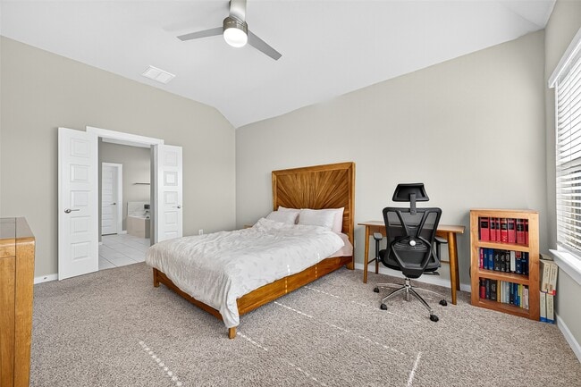Building Photo - 28307 Hannahs Harbor Ln