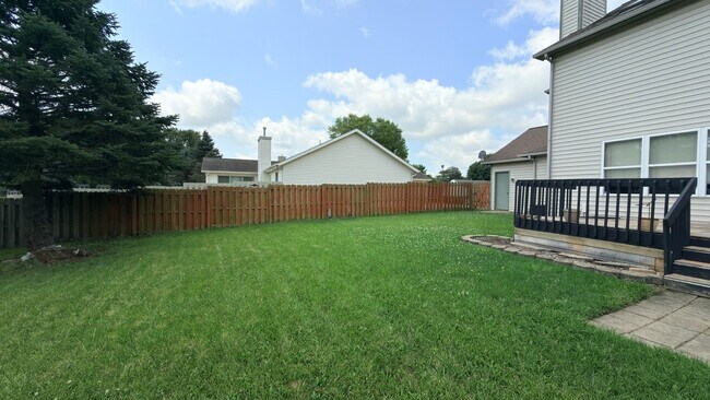 Building Photo - 5 S Brookfield Dr