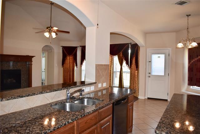 Building Photo - 384 Spring Meadow Dr