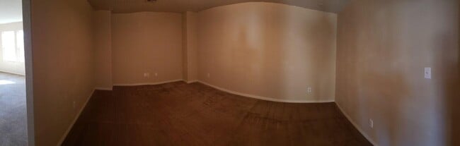 Building Photo - 15810 Sheldon Ridge Way