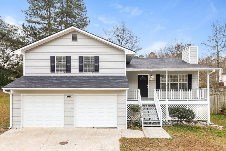 Primary Photo - 1175 Riverside Trce