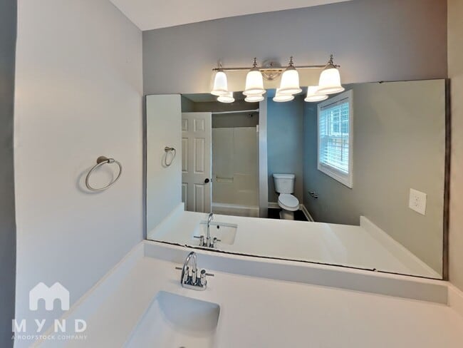 Building Photo - 4601 Rocky Meadow Way
