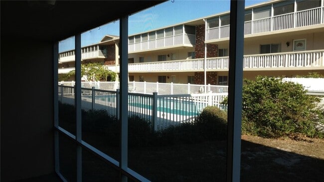 Building Photo - 3755 S School Ave