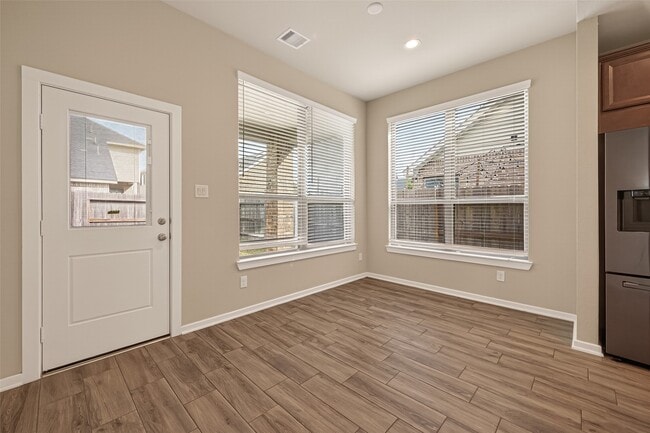 Building Photo - 10549 Wild Chives