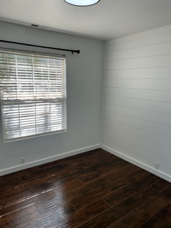 Building Photo - 6775 Summer Grace St