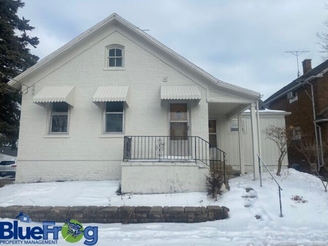 Primary Photo - 1121 S 19th St
