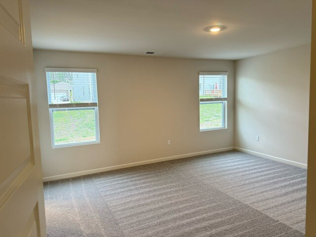 Building Photo - 600 Lyness Dr