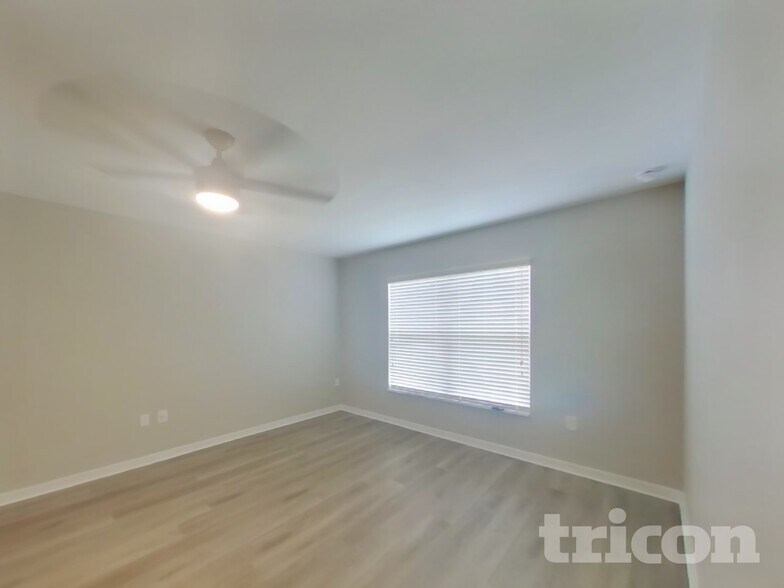 Building Photo - 6046 Eagle Pointe Dr