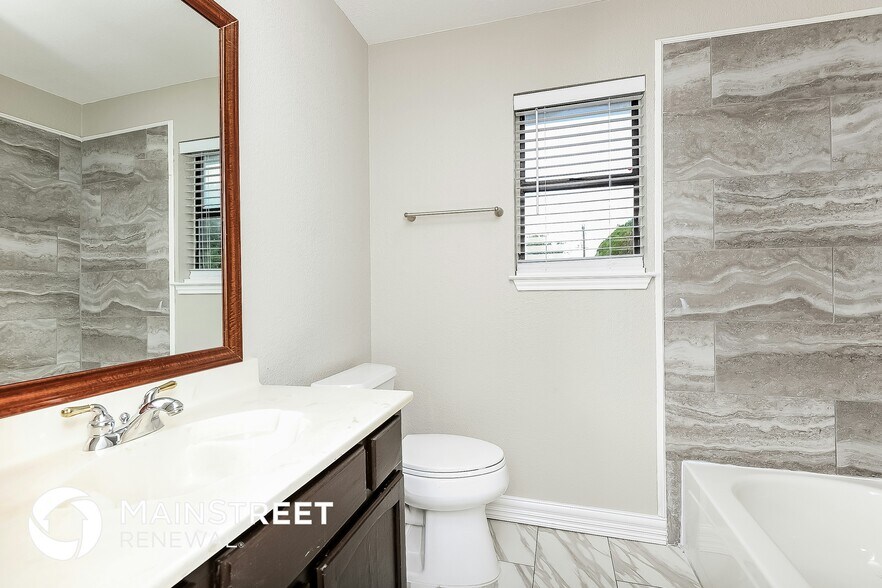 Building Photo - 6201 Tempest Dr