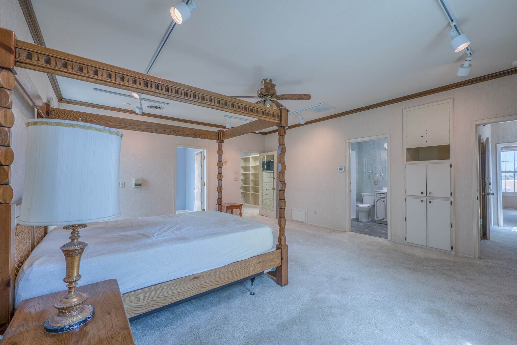 Building Photo - 2611 N Kentucky Ave