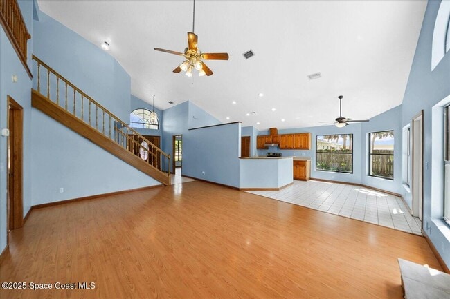 Building Photo - 445 1st Ave