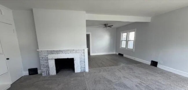 Building Photo - 3294 E 146th St