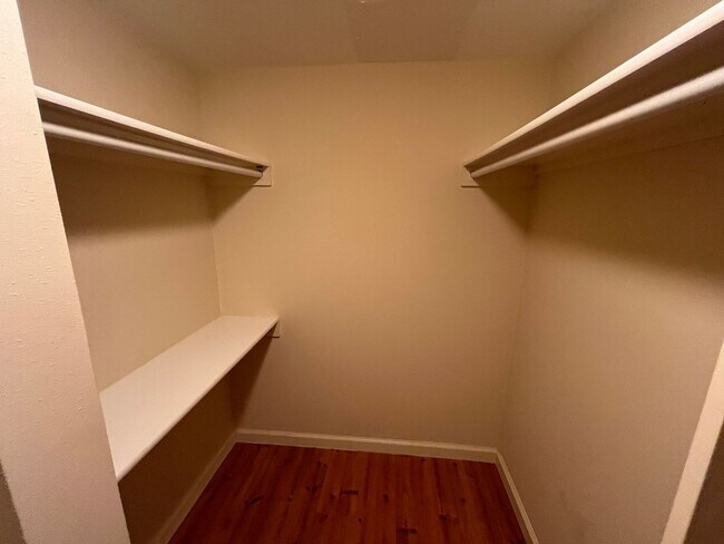 Building Photo - Yacht Harbor Towers (Ala Moana)-1282 sf, 2...