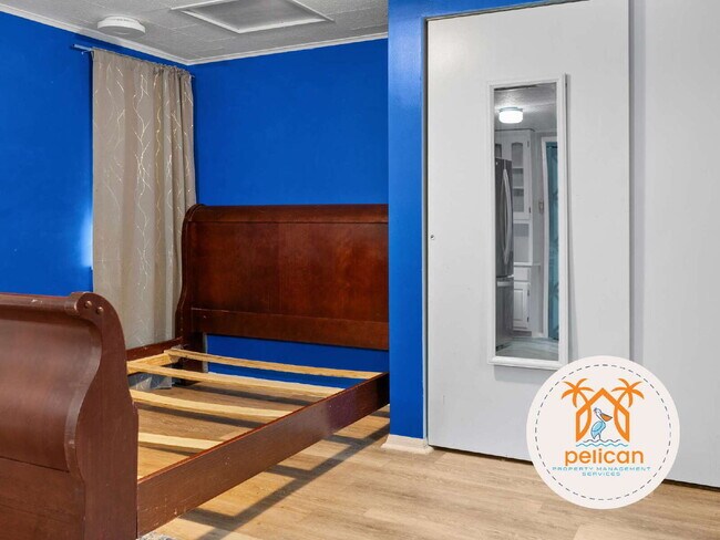 Building Photo - Cozy Studio in Pensacola