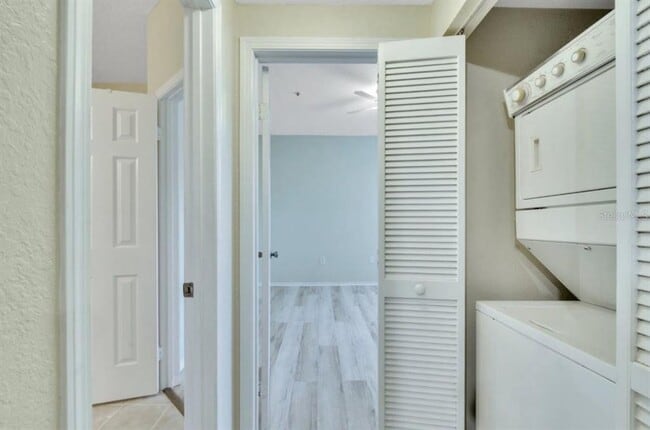 Building Photo - 2528 Robert Trent Jones Dr