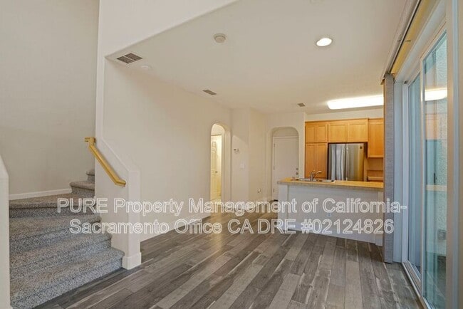 Building Photo - 11091 International Dr