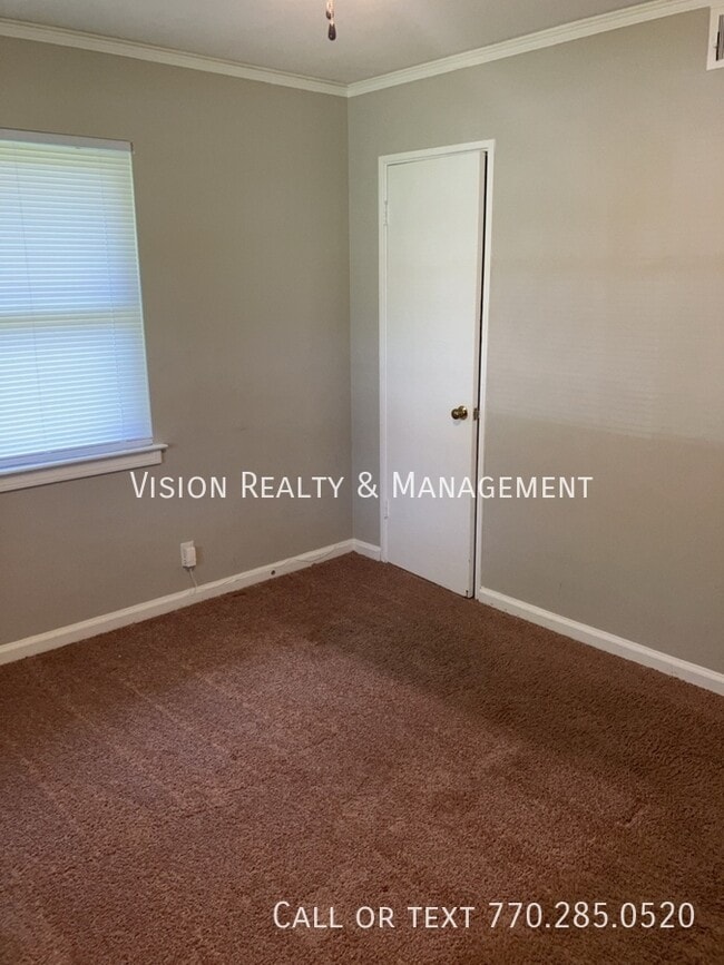 Building Photo - 1074 Rosedale Dr