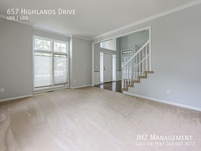 Building Photo - 657 Highlands Dr