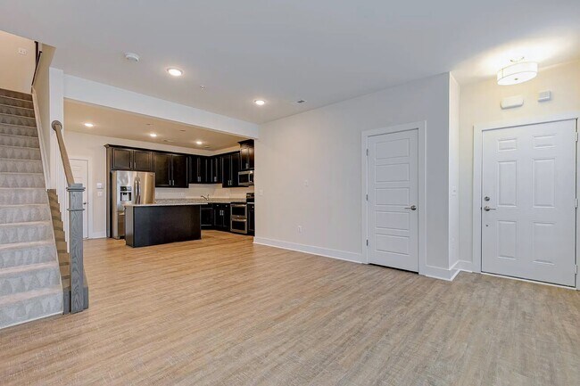 Building Photo - 4240 Broad Hill Dr