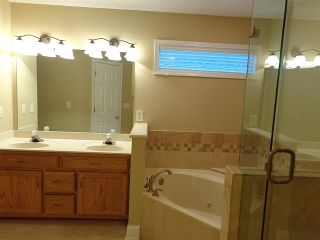 Building Photo - 9270 Chimneyrock Blvd