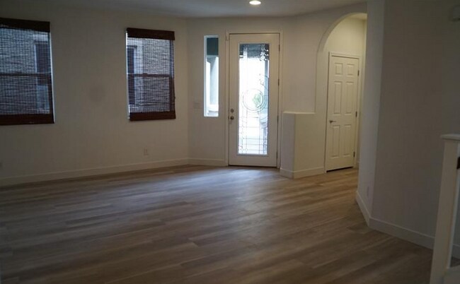 Building Photo - 359 Foster Springs Rd