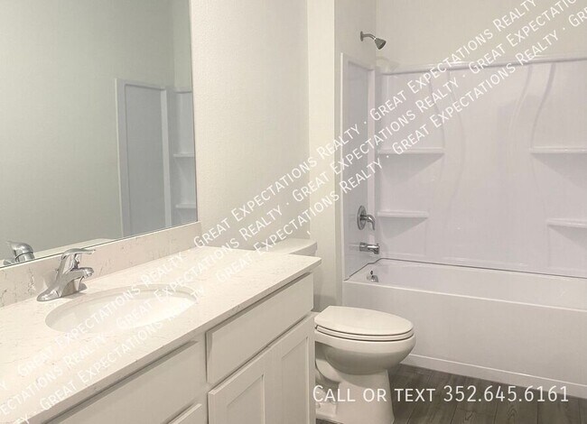 Building Photo - 4706 SW 83rd Lp