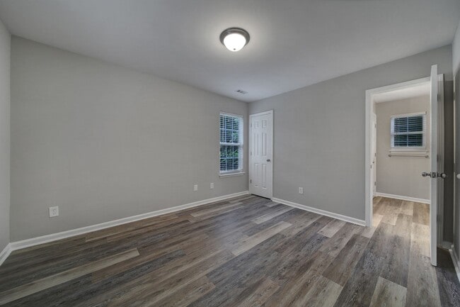 Building Photo - Lovely 4 Bed 2 Bath Home in Charlotte!