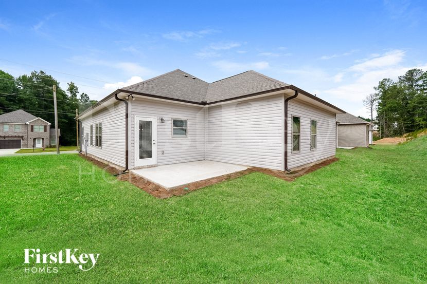 Building Photo - 1320 Brookhaven Dr