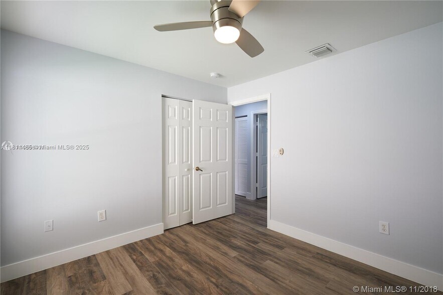 Building Photo - 1132 NW 143rd Ave