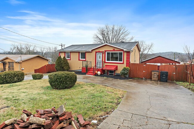Building Photo - 4068 Boyd Dr