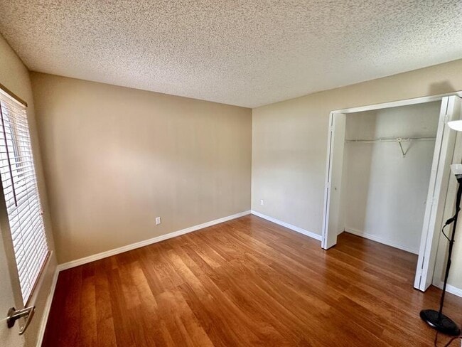 Building Photo - 1242 Welson Rd