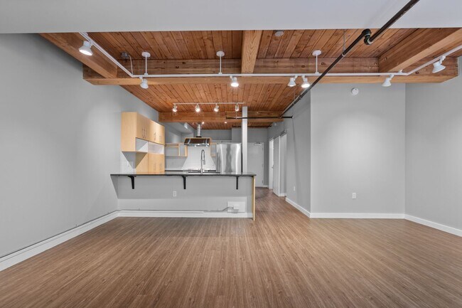Building Photo - Modern Air Conditioned South Lake Union Loft