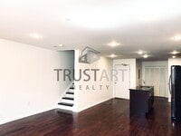 Building Photo - 1816 N Front St