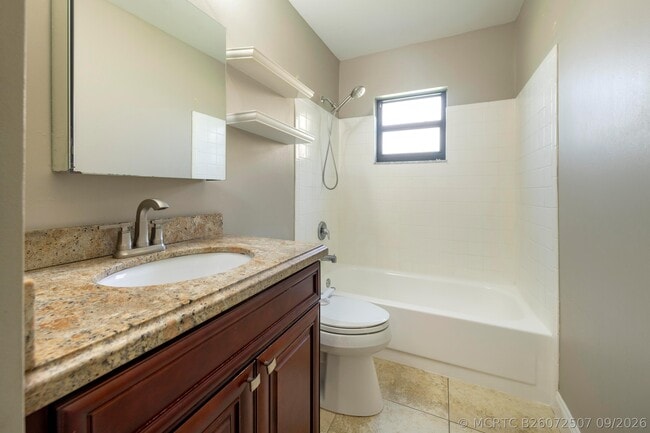 Building Photo - 325 NW 65th Terrace