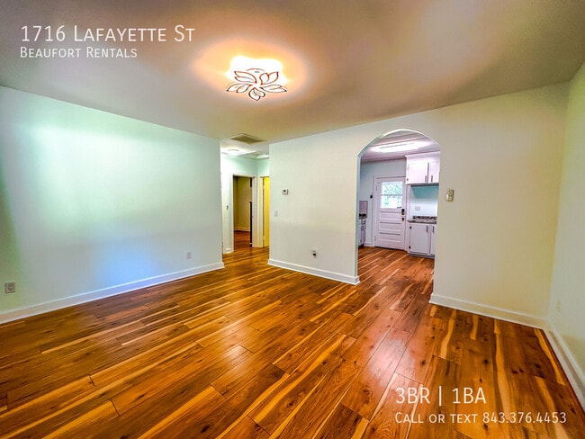 Building Photo - 1716 Lafayette St