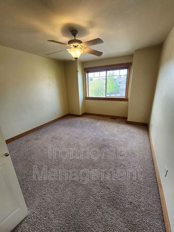 Building Photo - 2685 Typha Court