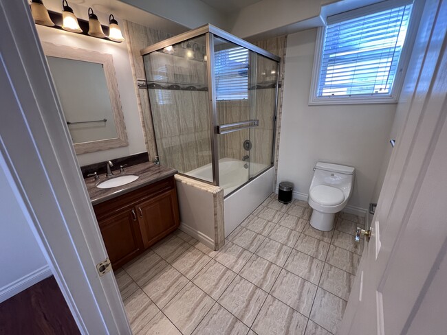 The master bathroom - 430 W Wilson Ave