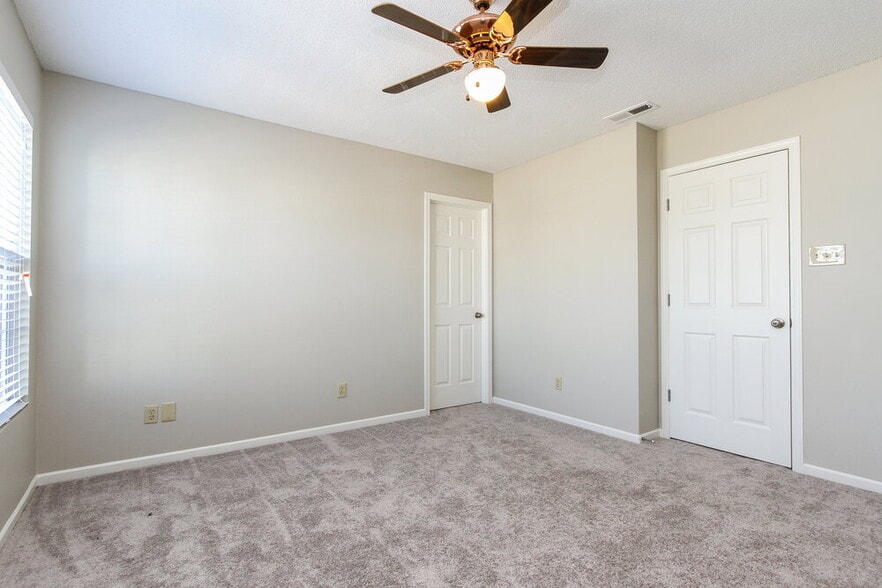 Building Photo - 1796 Feather Reed Ln