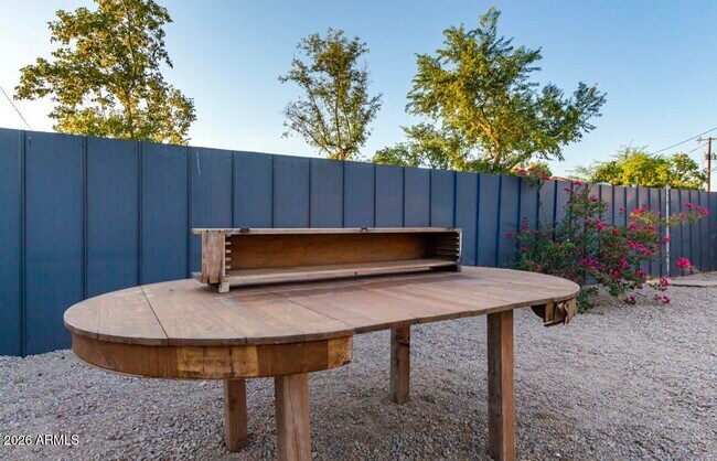 Building Photo - 1720 N Whittier Dr