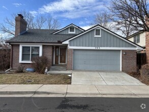 Building Photo - 4 bedrooms 3 bathrooms Aurora 6th and Laredo