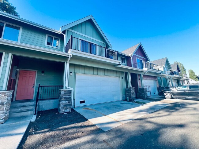 Primary Photo - Almost new 3 bedroom, 3 bath Townhome