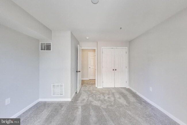 Building Photo - 645 Diamondback Dr